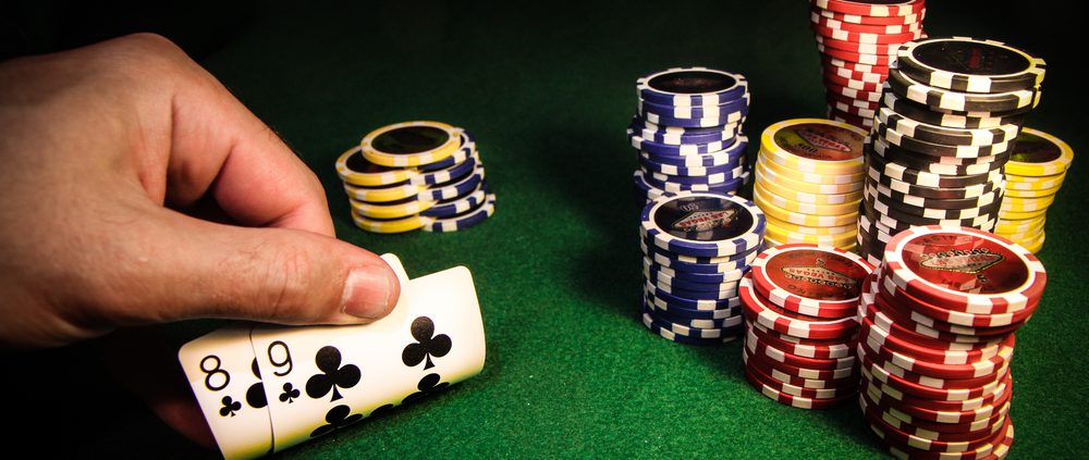 Steal Poker là gì? Chiến lược Steal Poker cơ bản