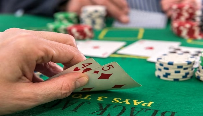 Bài thải trong poker là gì? Cách nhận biết và xử lý bài thải trong poker