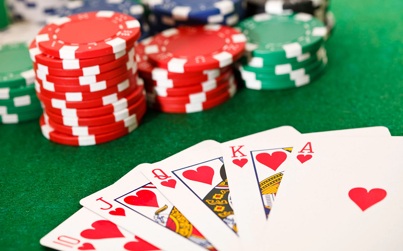 Tóm tắt 5+ Loại Bài Xấu Trong Poker Bạn Có Thể Chưa Biết