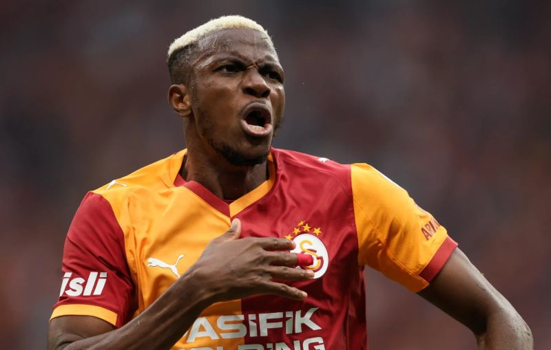 Tinh thần thi đấu chuyên nghiệp của Victor Osimhen