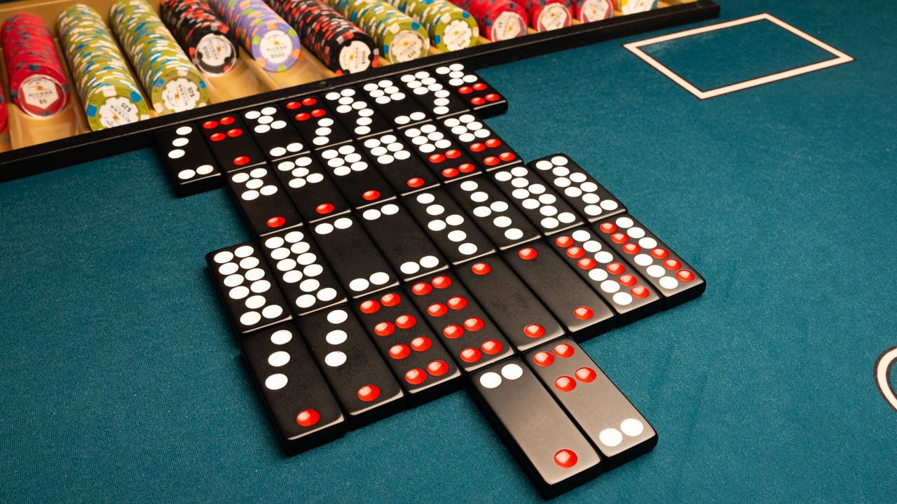 Hướng dẫn luật chơi Pai Gow Poker chi tiết